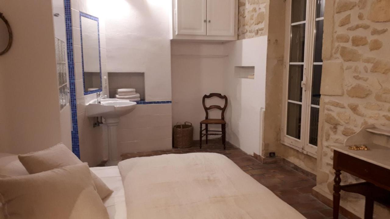 Aubais La Demeure Bed And Breakfast מראה חיצוני תמונה