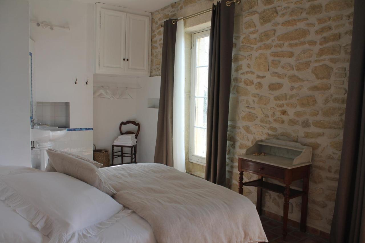 Aubais La Demeure Bed And Breakfast מראה חיצוני תמונה