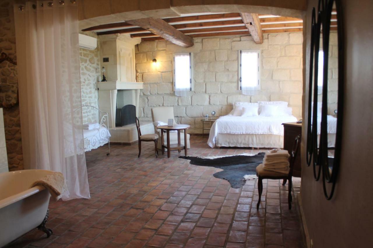 Aubais La Demeure Bed And Breakfast מראה חיצוני תמונה