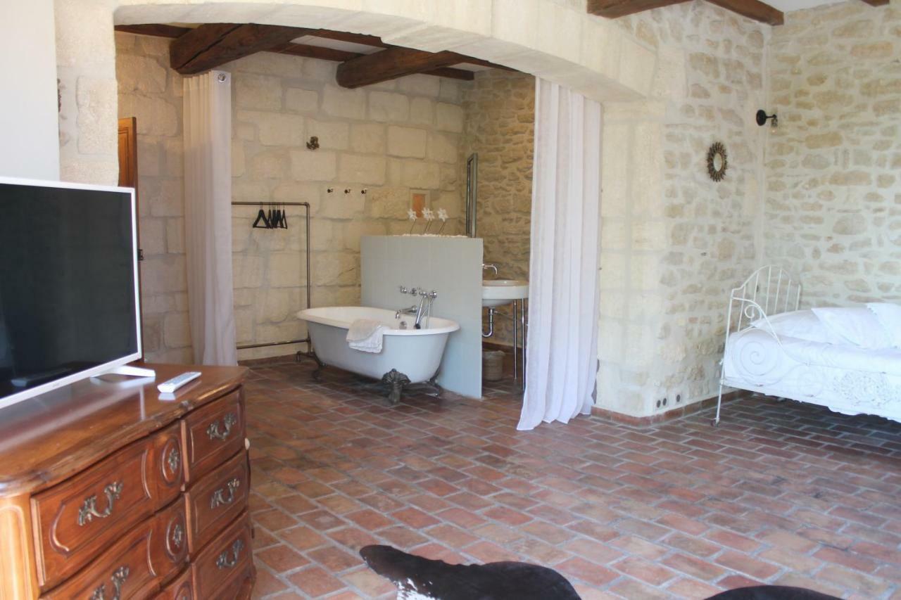 Aubais La Demeure Bed And Breakfast מראה חיצוני תמונה